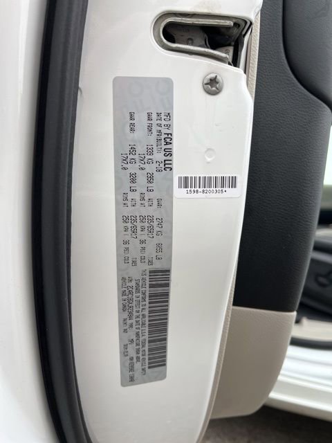 Used 2018 Chrysler Pacifica Touring-L w/ Premium Audio Group image 23