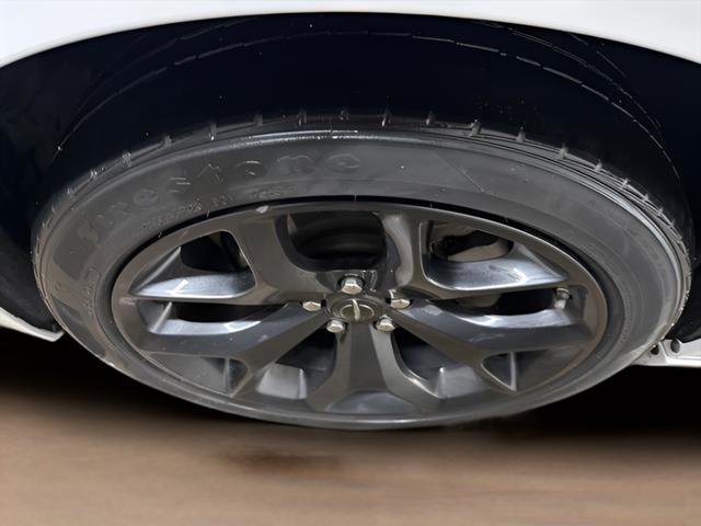 Used 2022 Chrysler 300 Touring L w/ Popular Equipment Group image 9