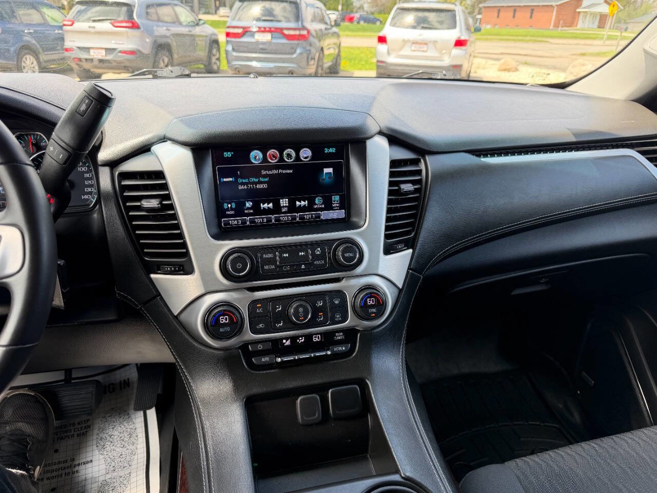 Used 2017 GMC Yukon SLE w/ SLE Value Package AWD/4WD image 26