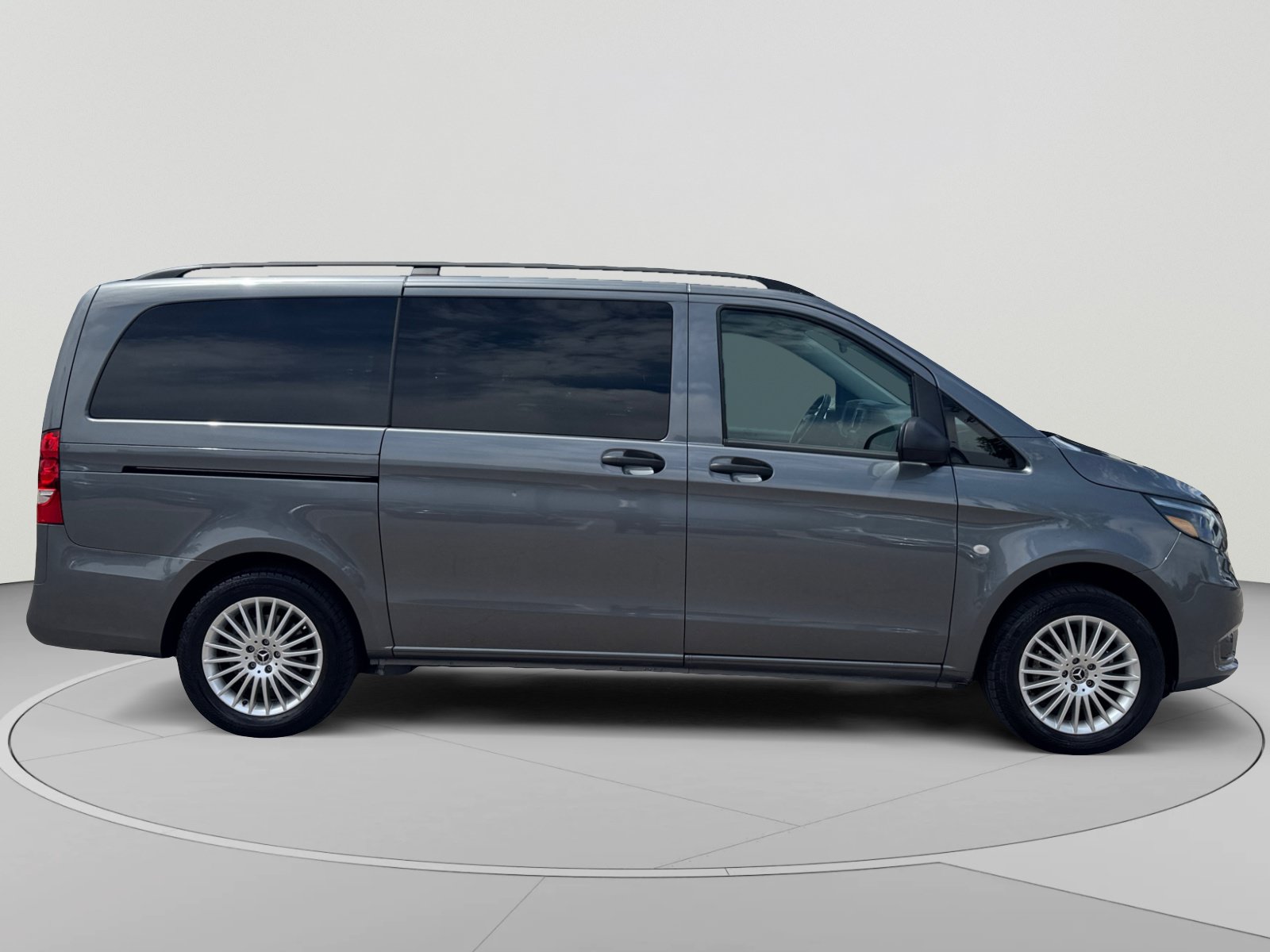 Used 2023 Mercedes-Benz Metris Passenger image 6