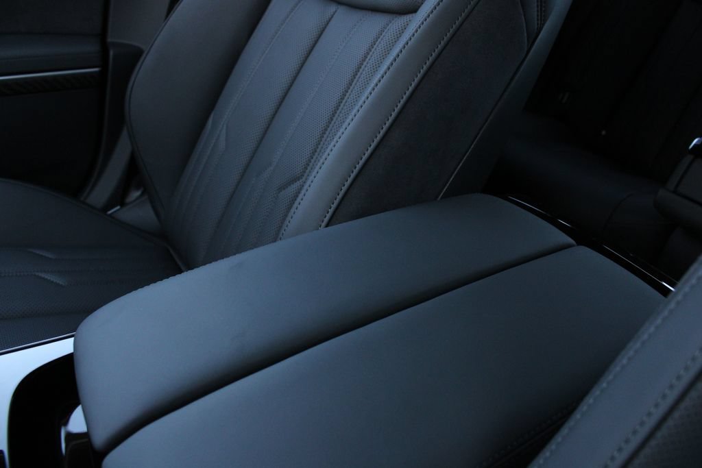 New 2026 Audi A8 L 3.0T AWD/4WD image 17