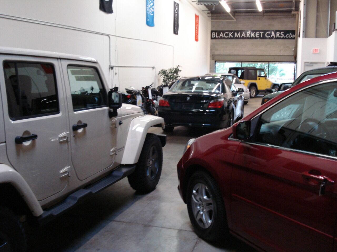 Used 2010 Honda CR-V EX image 37