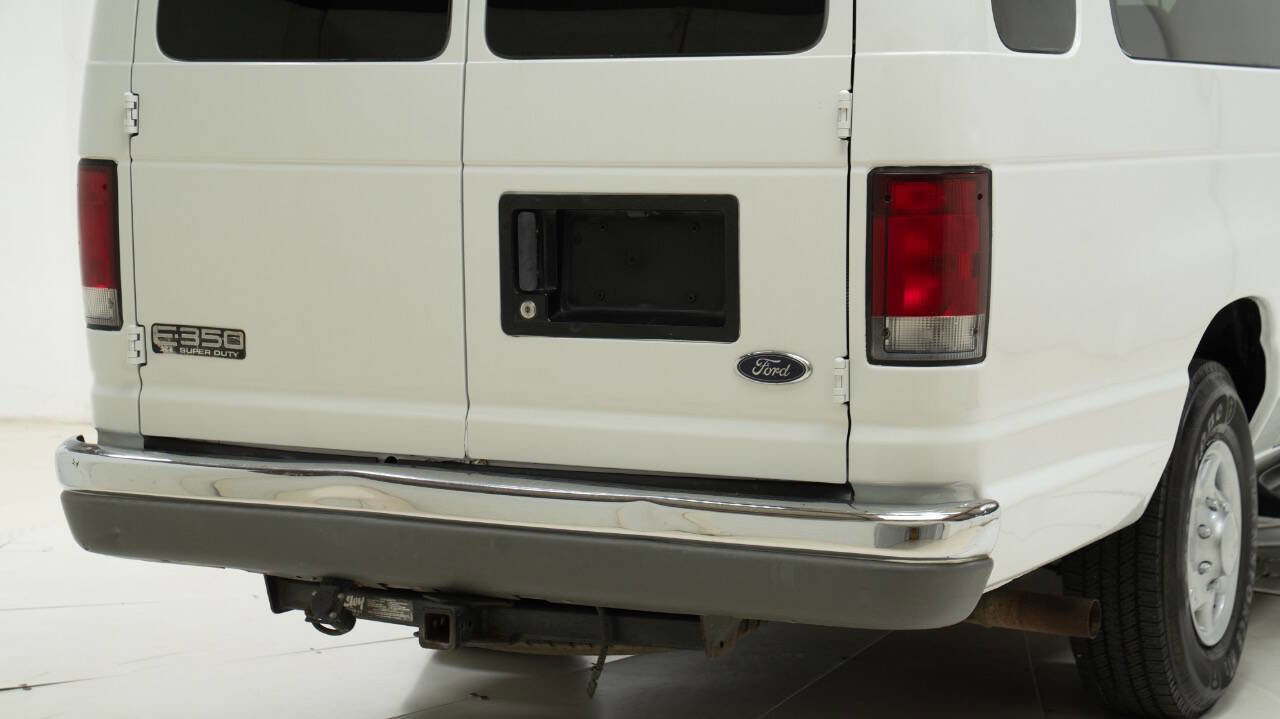 Used 2001 Ford E-350 and Econoline 350 XLT image 19