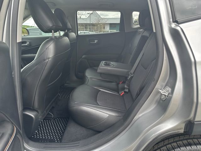 Used 2019 Jeep Compass Latitude w/ Cold Weather Group AWD/4WD image 19