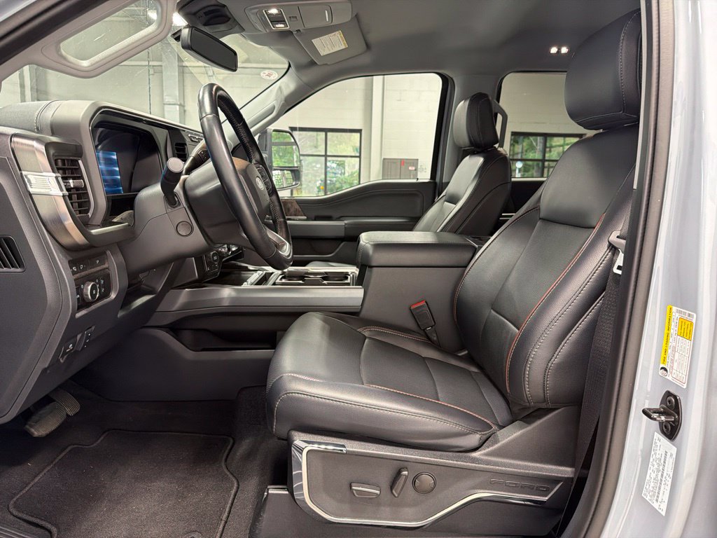 Used 2024 Ford F250 Lariat w/ Black Appearance Package AWD/4WD image 20