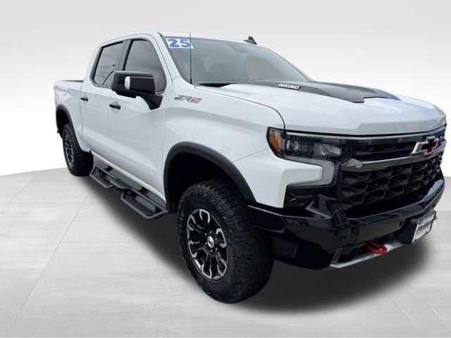 Used 2025 Chevrolet Silverado 1500 ZR2 w/ Technology Package AWD/4WD image 3