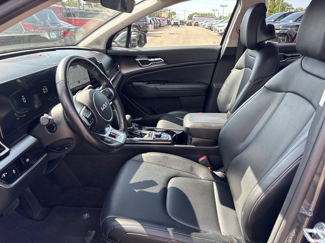 Used 2023 Kia Sportage EX FWD image 6