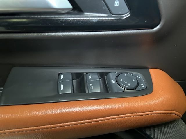 Used 2025 Chevrolet Tahoe LS image 38