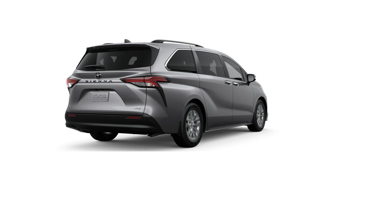 New 2026 Toyota Sienna XLE FWD image 9