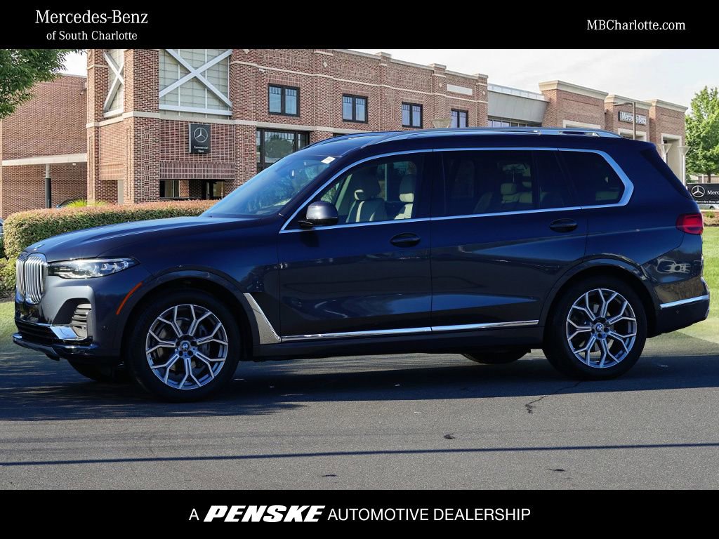 Used 2022 BMW X7 xDrive40i w/ Premium Package image 1