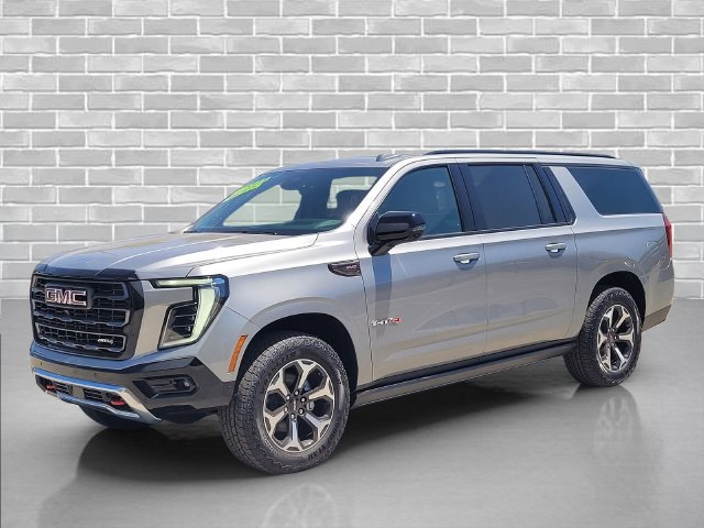 New 2026 GMC Yukon XL AT4 Ultimate w/ LPO, Floor Liner Package AWD/4WD image 10