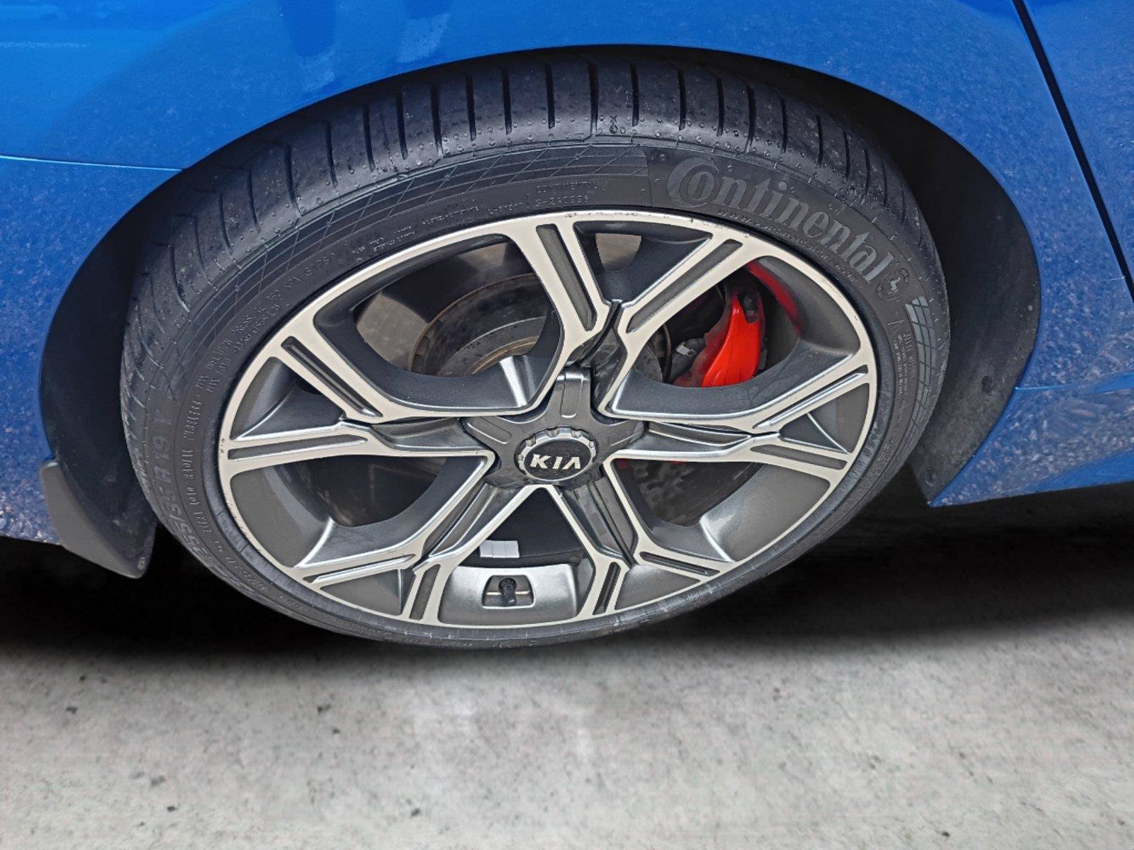 Used 2018 Kia Stinger GT2 AWD/4WD image 21