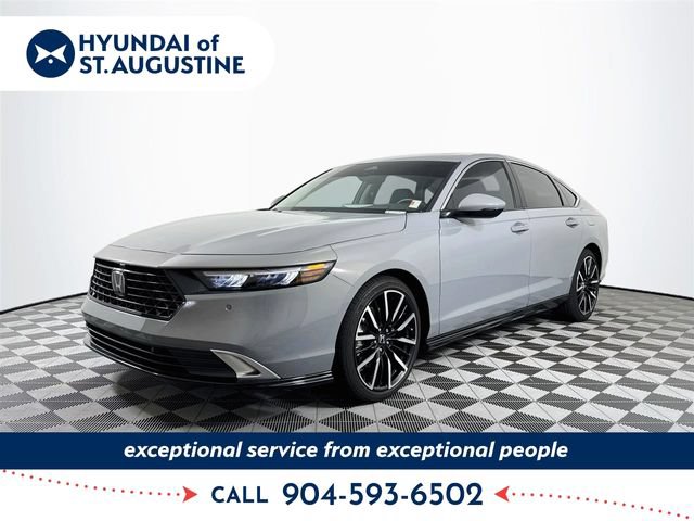 Used 2024 Honda Accord Touring image 1