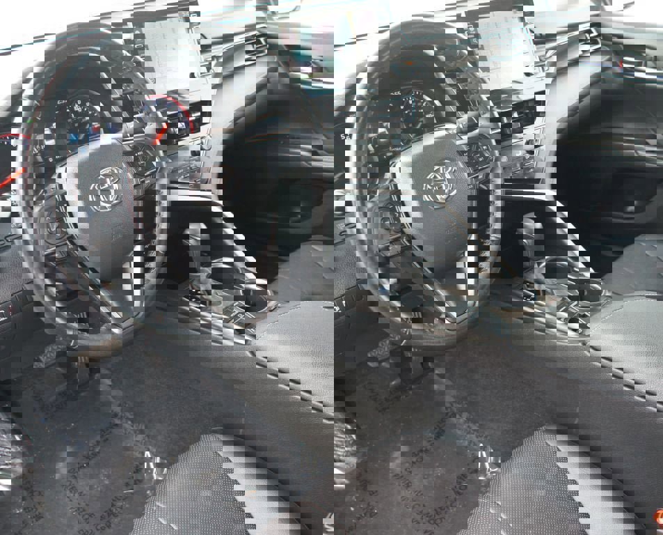 Used 2021 Toyota Camry XSE w/ Navigation Package image 15