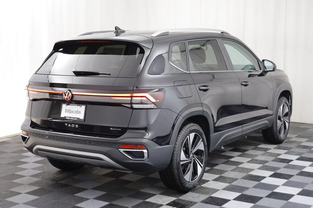 New 2026 Volkswagen Taos SE AWD/4WD image 19