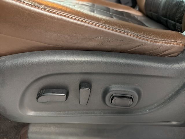 Used 2018 Nissan Titan Platinum Reserve w/ Platinum Utility Package AWD/4WD image 15