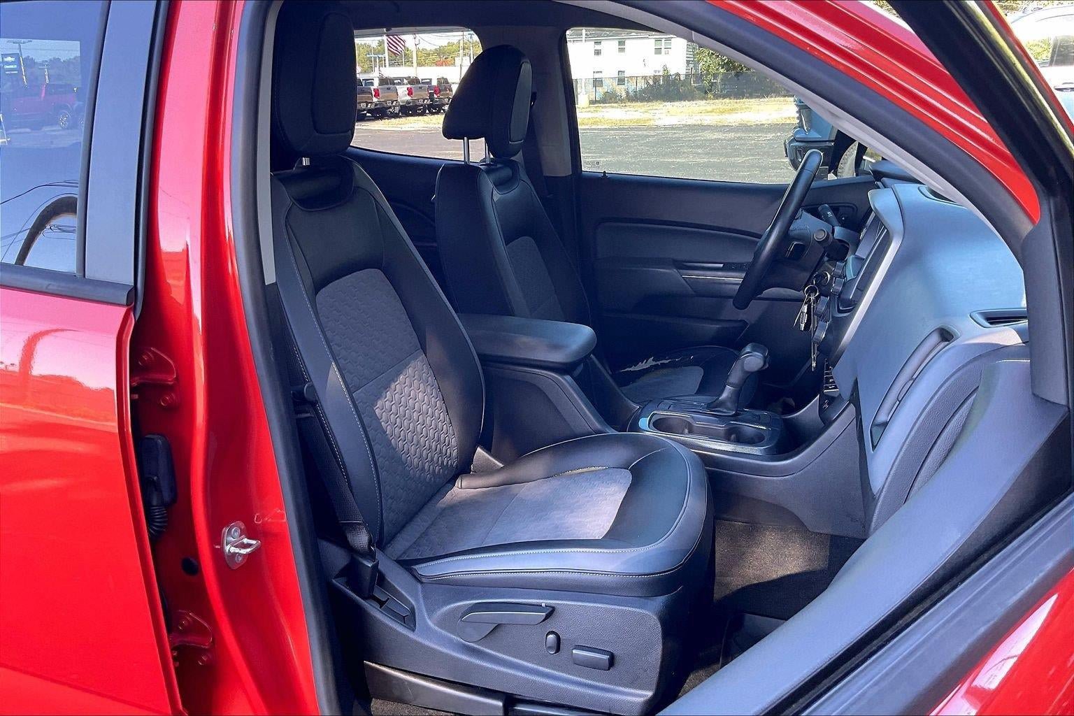 Used 2016 Chevrolet Colorado Z71 AWD/4WD image 7
