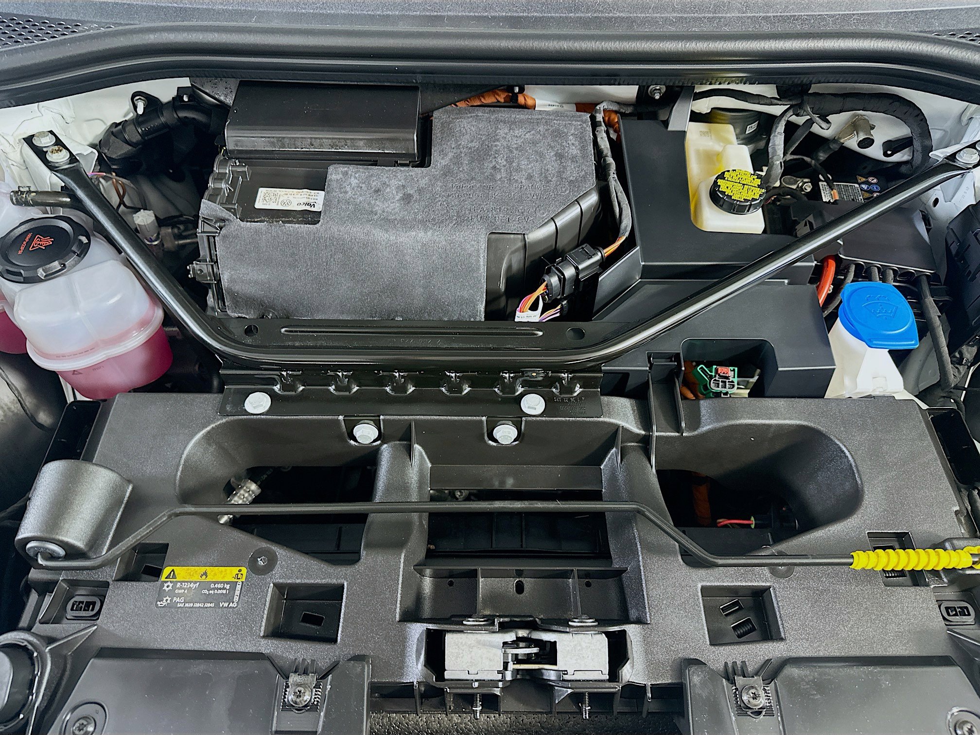 Used 2022 Volkswagen ID.4 Pro RWD image 32