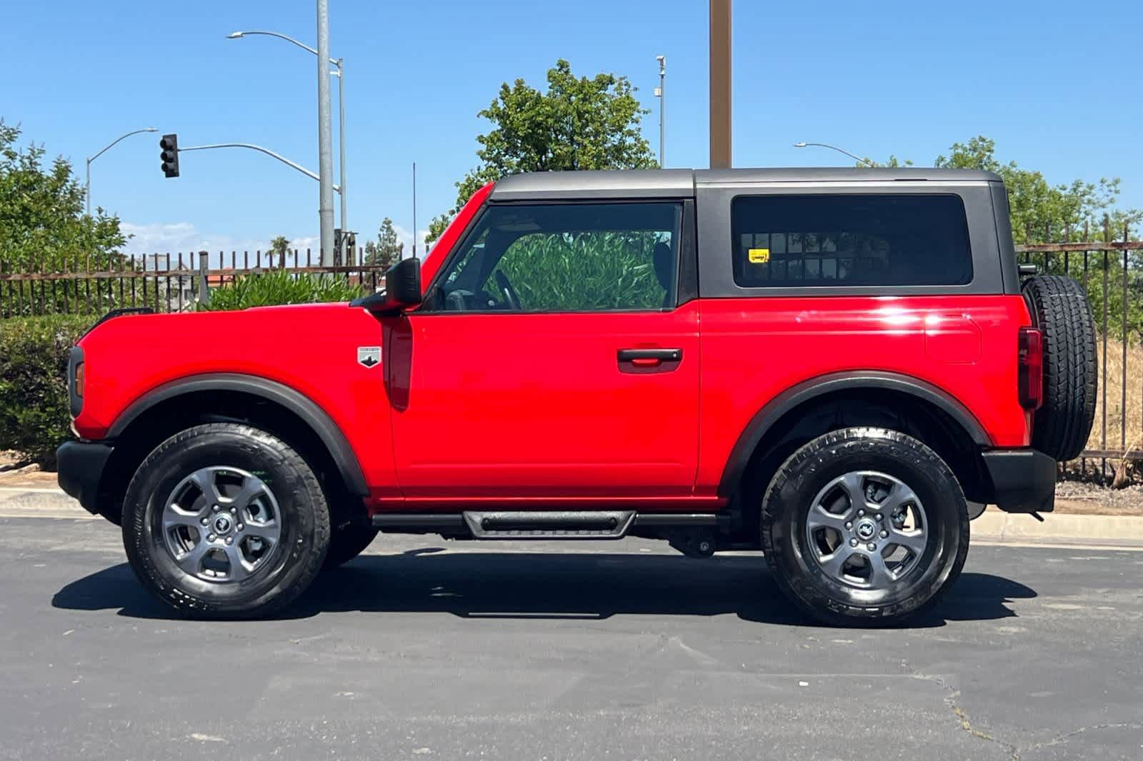 Certified 2024 Ford Bronco Big Bend AWD/4WD image 6