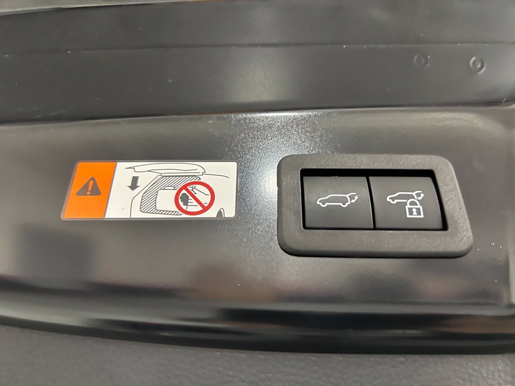 Used 2024 Toyota Prius Prime Premium w/ Advanced Technology Package FWD image 45