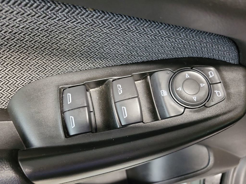 Used 2024 Chevrolet TrailBlazer LS image 33