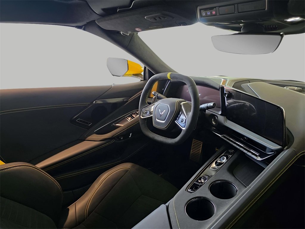 New 2026 Chevrolet Corvette Stingray Premium Cpe w/ Z51 Performance Package image 20