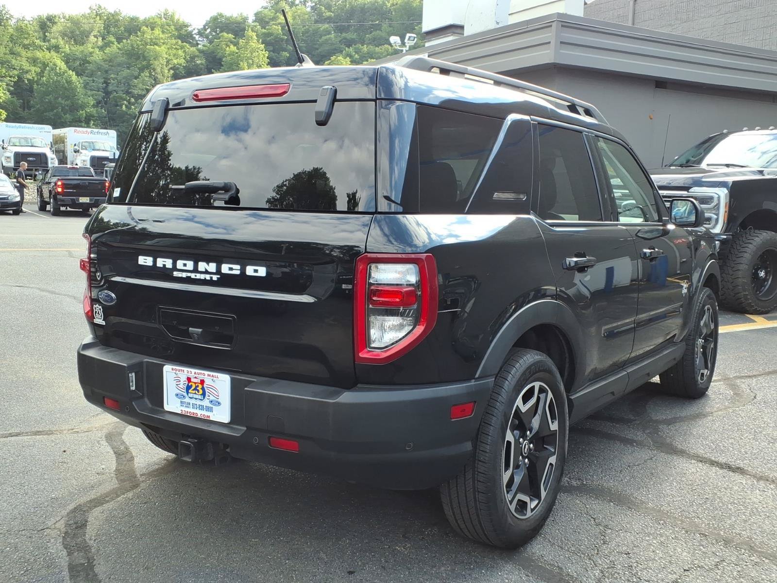 Certified 2023 Ford Bronco Sport Outer Banks w/ Tech Package AWD/4WD image 8