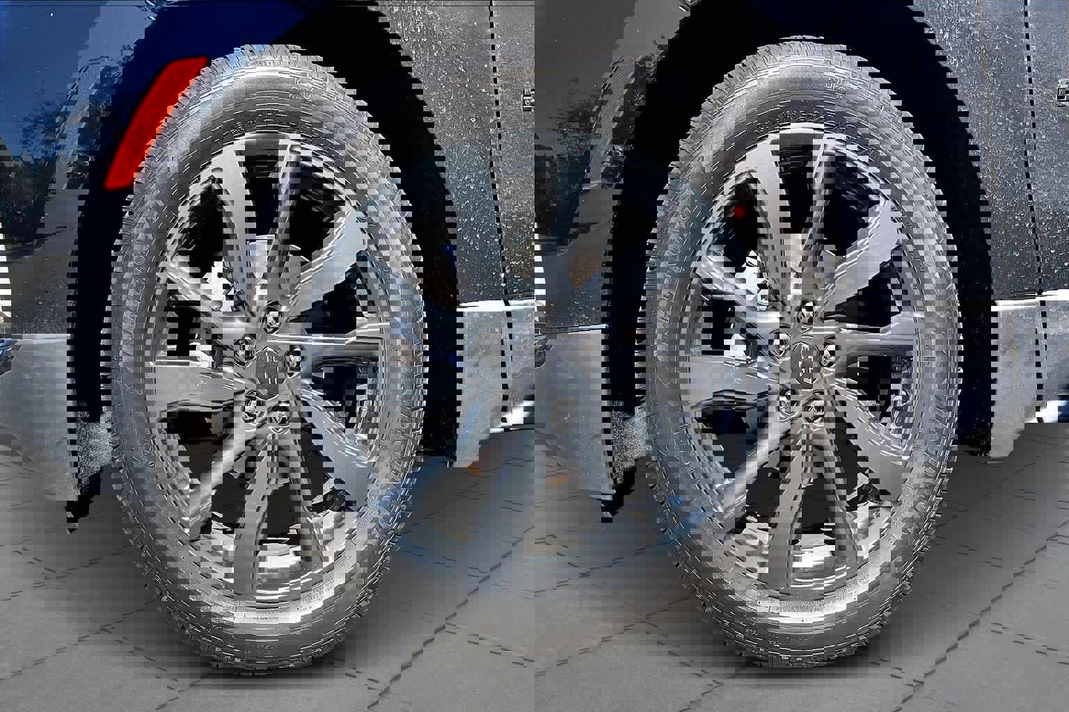 Used 2023 Chevrolet Equinox RS image 10