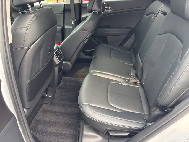Used 2026 Kia Sportage EX w/ EX Panorama Roof Package image 29