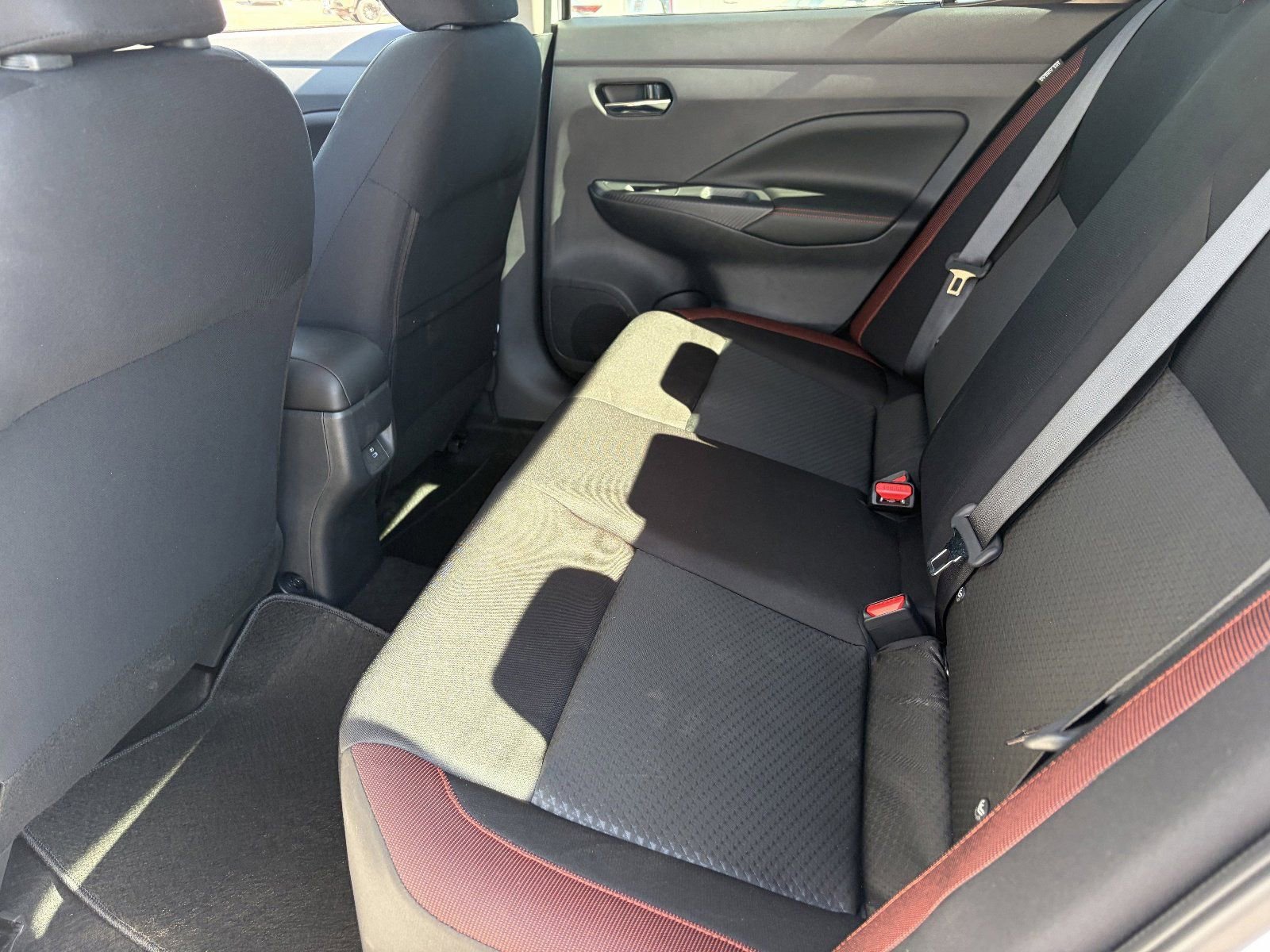 New 2025 Nissan Versa SR w/ Trunk Package image 18