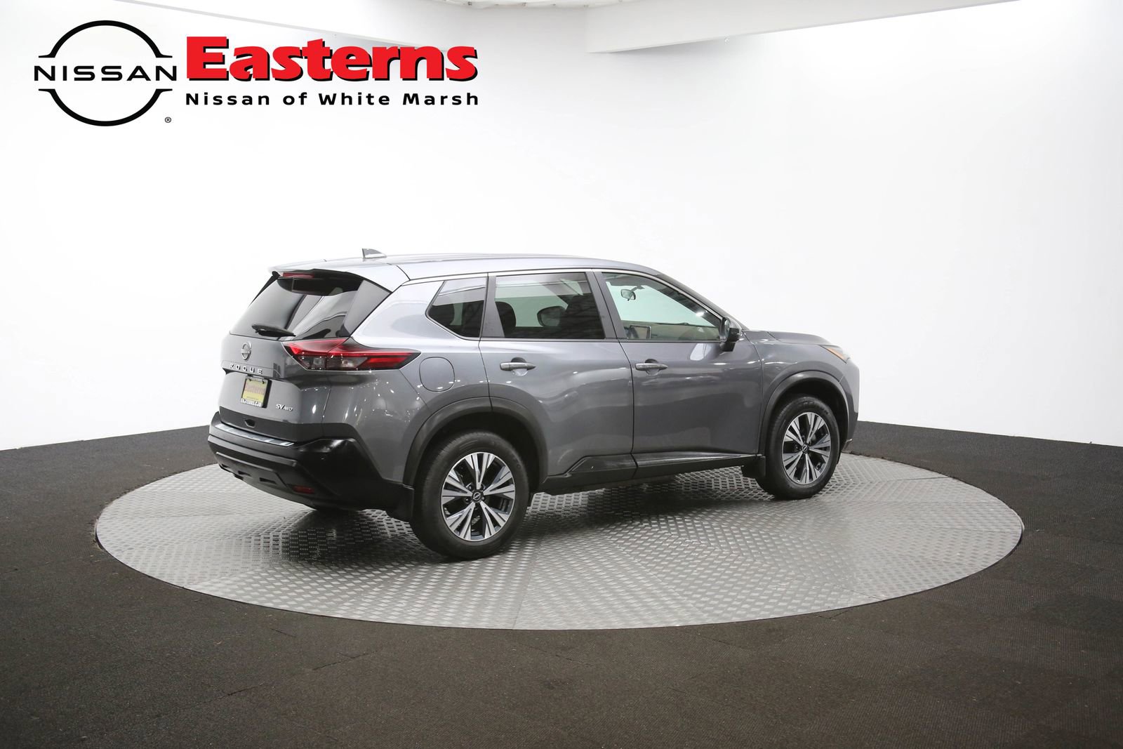 Used 2022 Nissan Rogue SV image 41