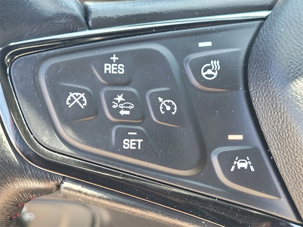 Used 2022 Chevrolet Equinox RS w/ RS Leather Package image 25