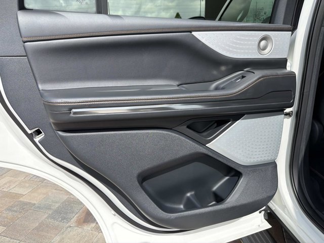 New 2026 Lincoln Navigator Black Label image 15