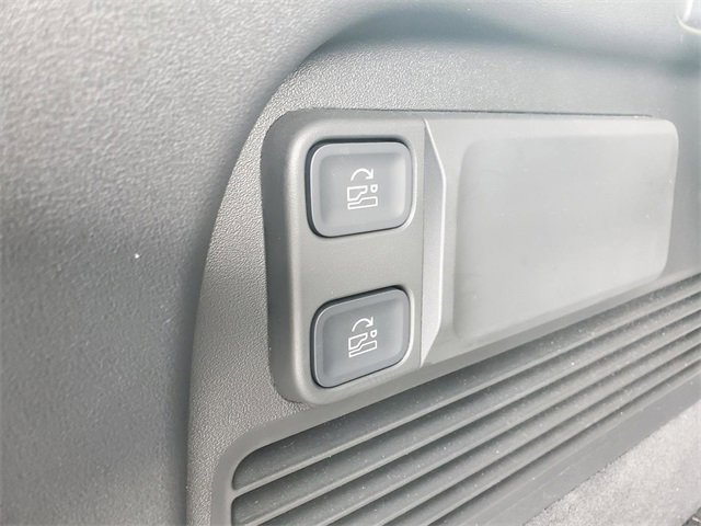 Used 2024 Rivian R1S Adventure image 31