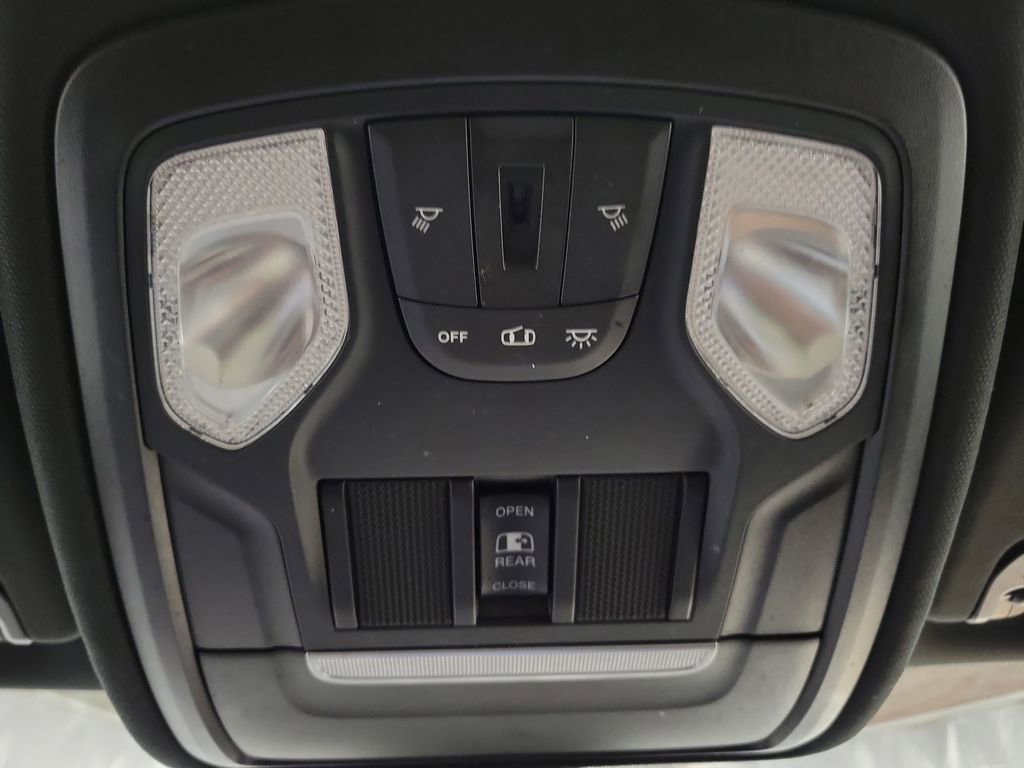 Used 2020 RAM 1500 Big Horn AWD/4WD image 21