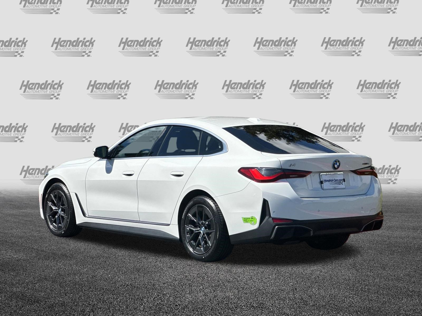 Used 2023 BMW i4 eDrive35 image 7