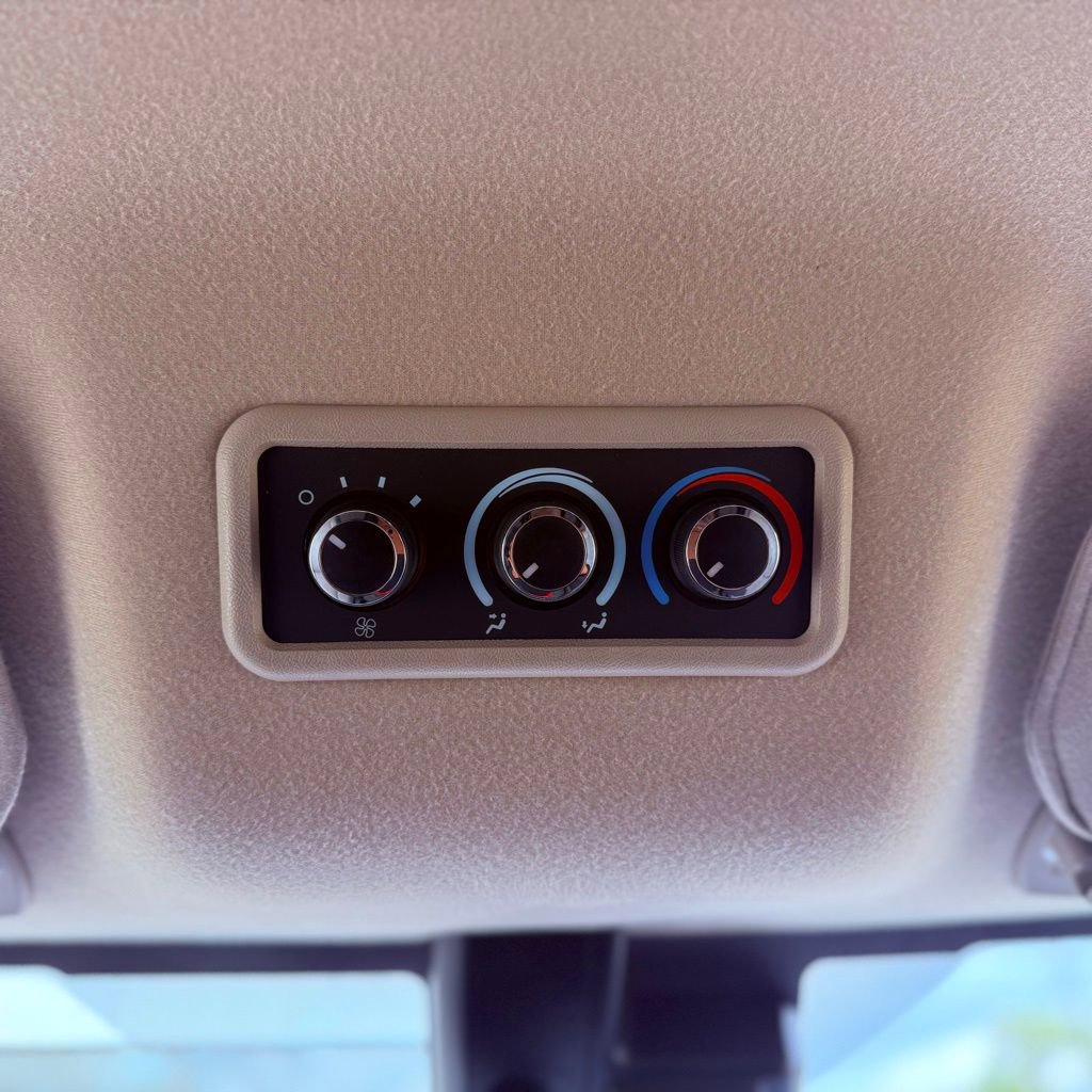 Used 2025 Chevrolet Express 3500 LT w/ LT Preferred Equipment Group image 13