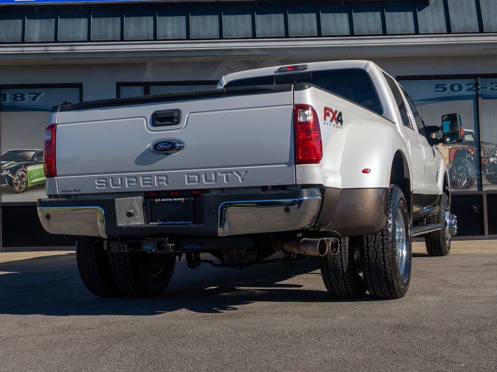 Used 2016 Ford F350 Lariat w/ Lariat Ultimate Package image 6