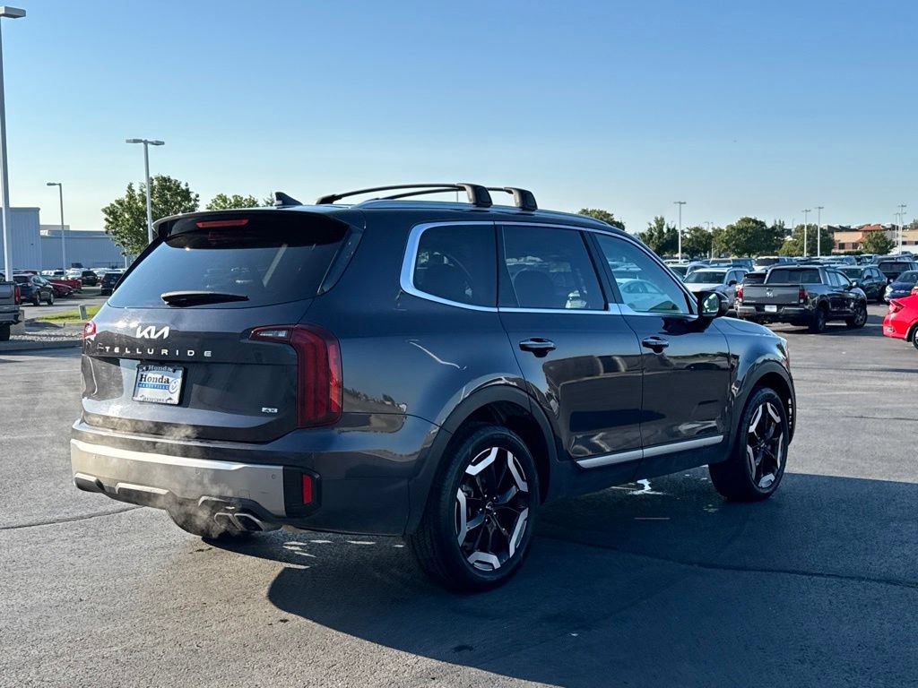 Used 2025 Kia Telluride S AWD/4WD image 7