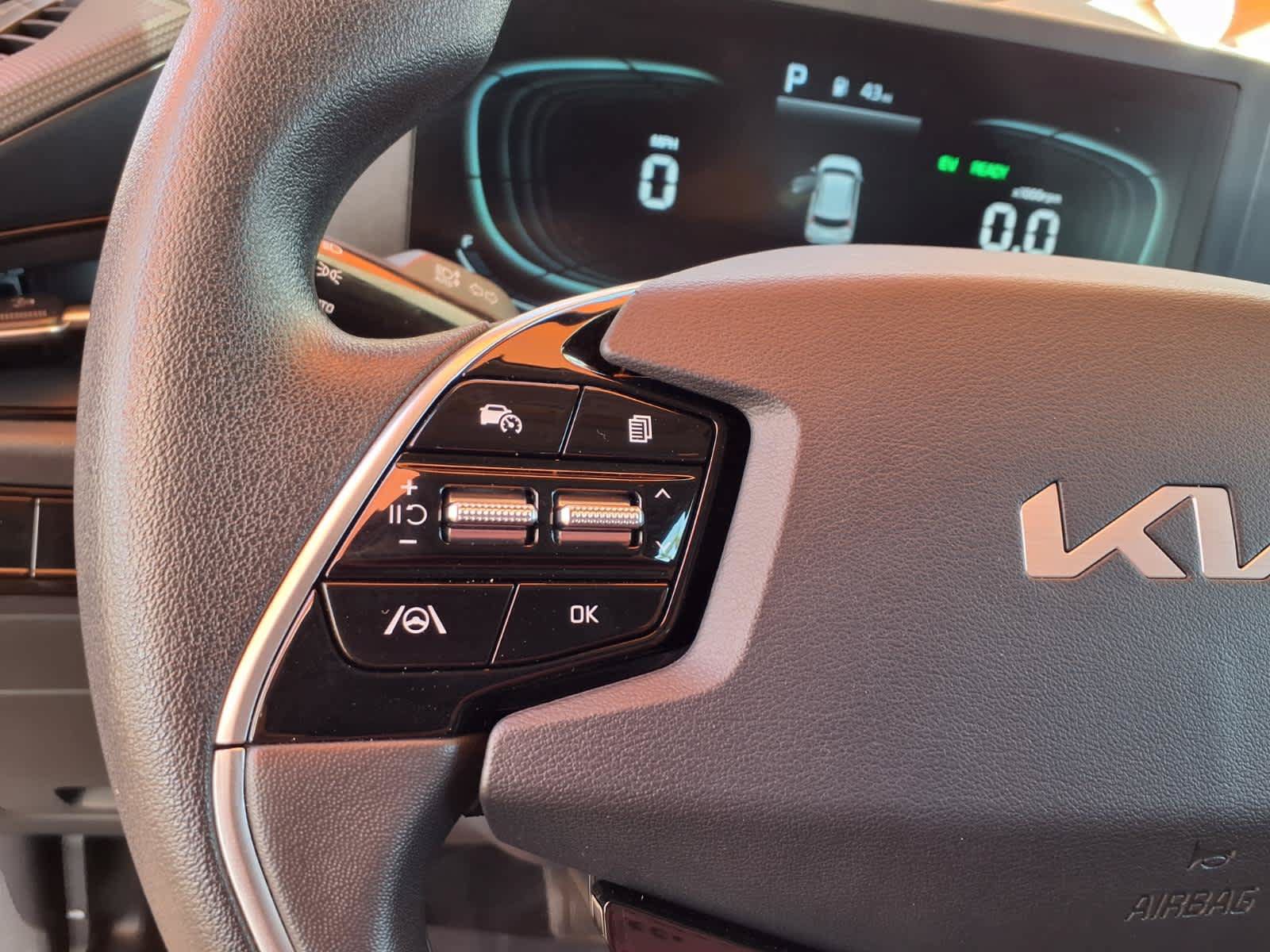 Used 2025 Kia Niro LX FWD image 20