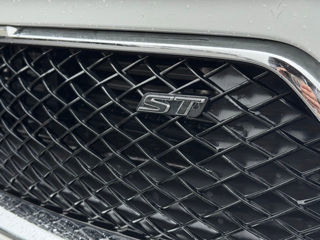 Used 2024 Buick Encore GX Sport Touring w/ Comfort Package image 3