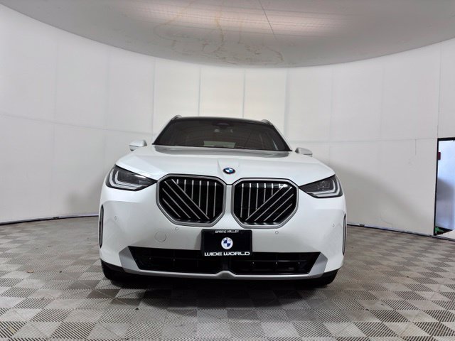 Used 2026 BMW X3 xDrive30i w/ Convenience Package AWD/4WD image 2