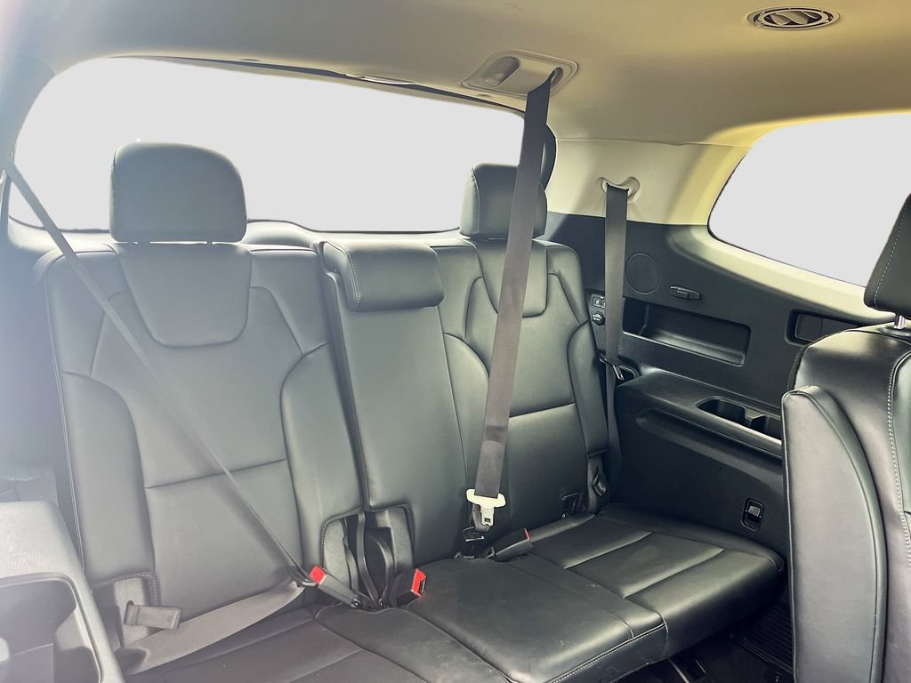 Used 2025 Kia Telluride S FWD image 29