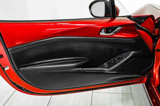 Used 2022 MAZDA MX-5 Miata RF Grand Touring image 35