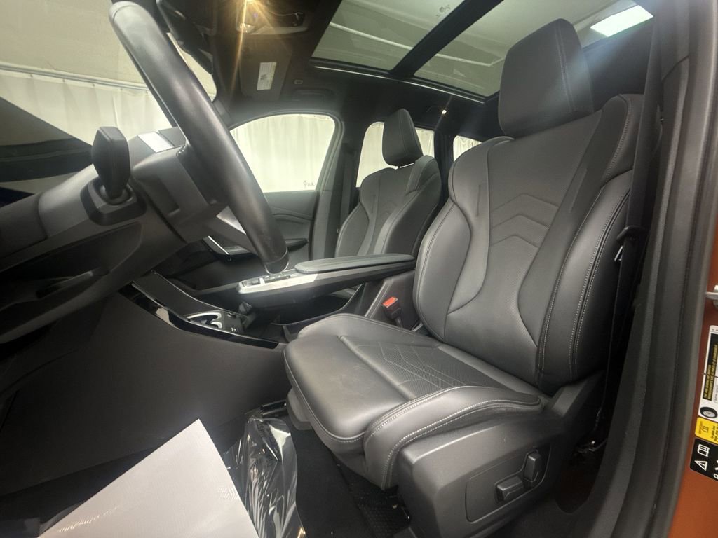 Certified 2023 BMW X1 xDrive28i w/ Convenience Package image 12