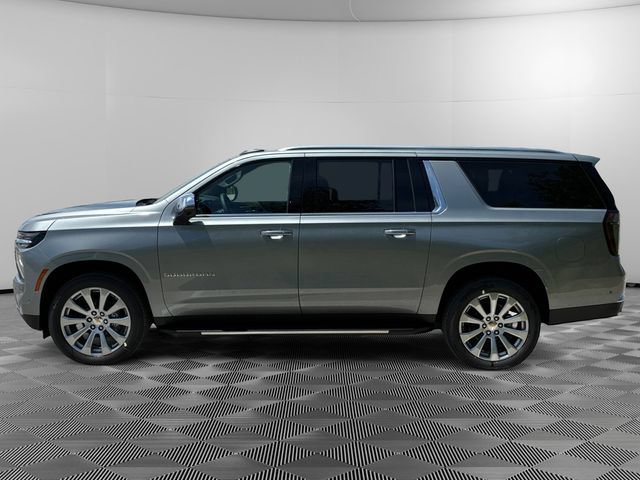 New 2026 Chevrolet Suburban Premier AWD/4WD image 2