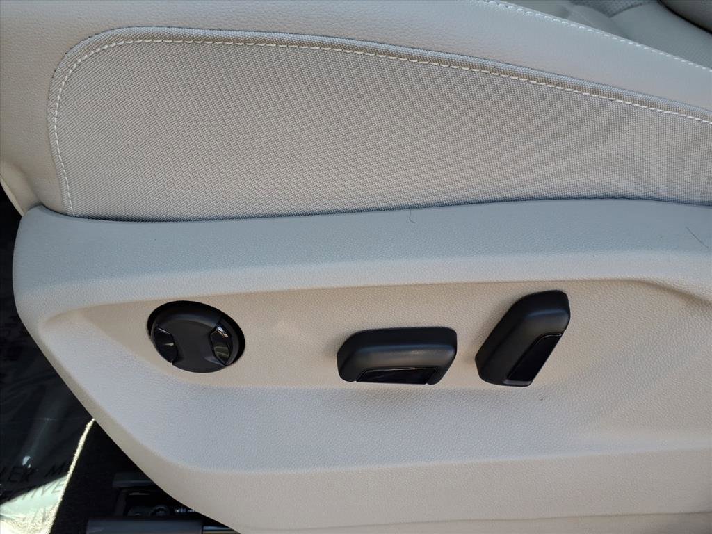 New 2026 Volkswagen Atlas SE image 14