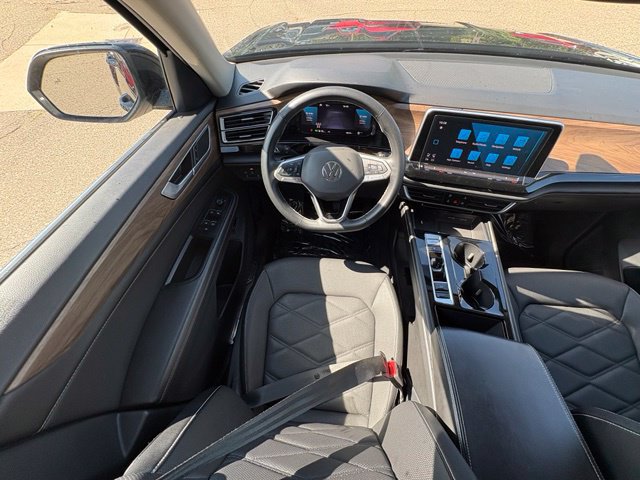 Used 2024 Volkswagen Atlas SE AWD/4WD image 22