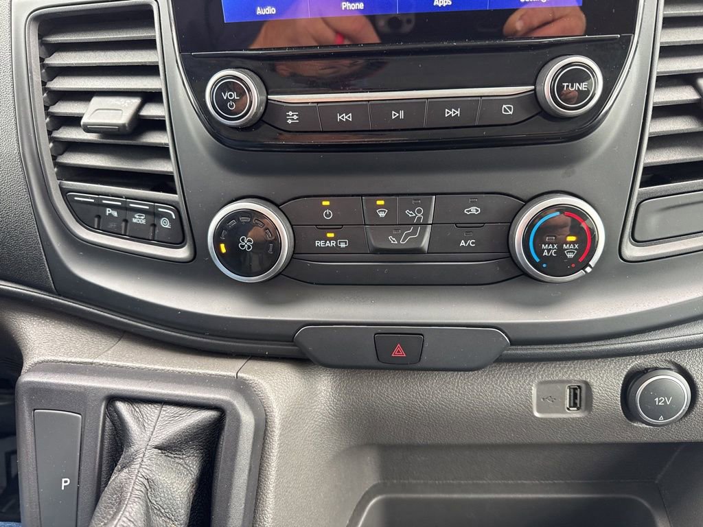 Used 2021 Ford Transit 350 XLT image 29