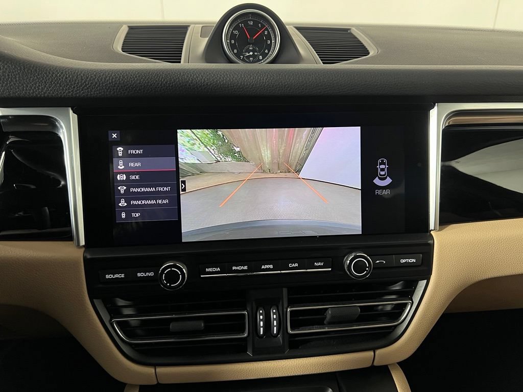 Certified 2021 Porsche Macan S AWD/4WD image 34